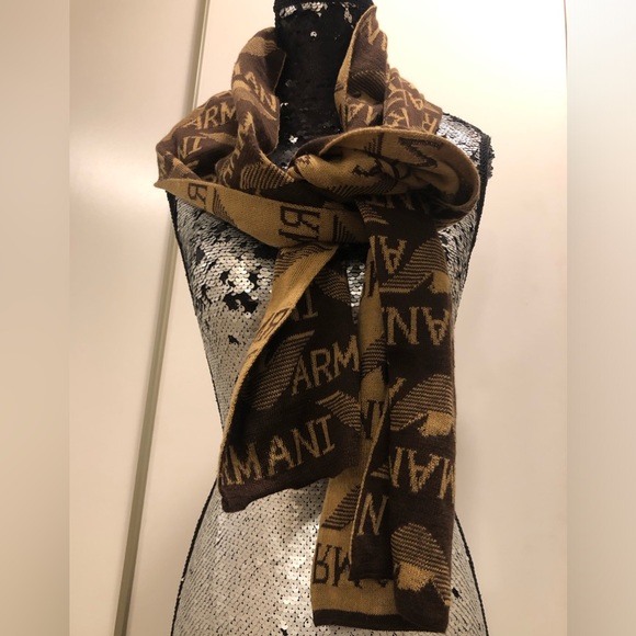 Authentic Giorgio Armani Unisex Scarf Monogrammed in Brown & Tan - Picture 5 of 7